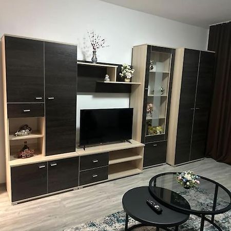 Apartament La Flo Hunedoara Luaran gambar